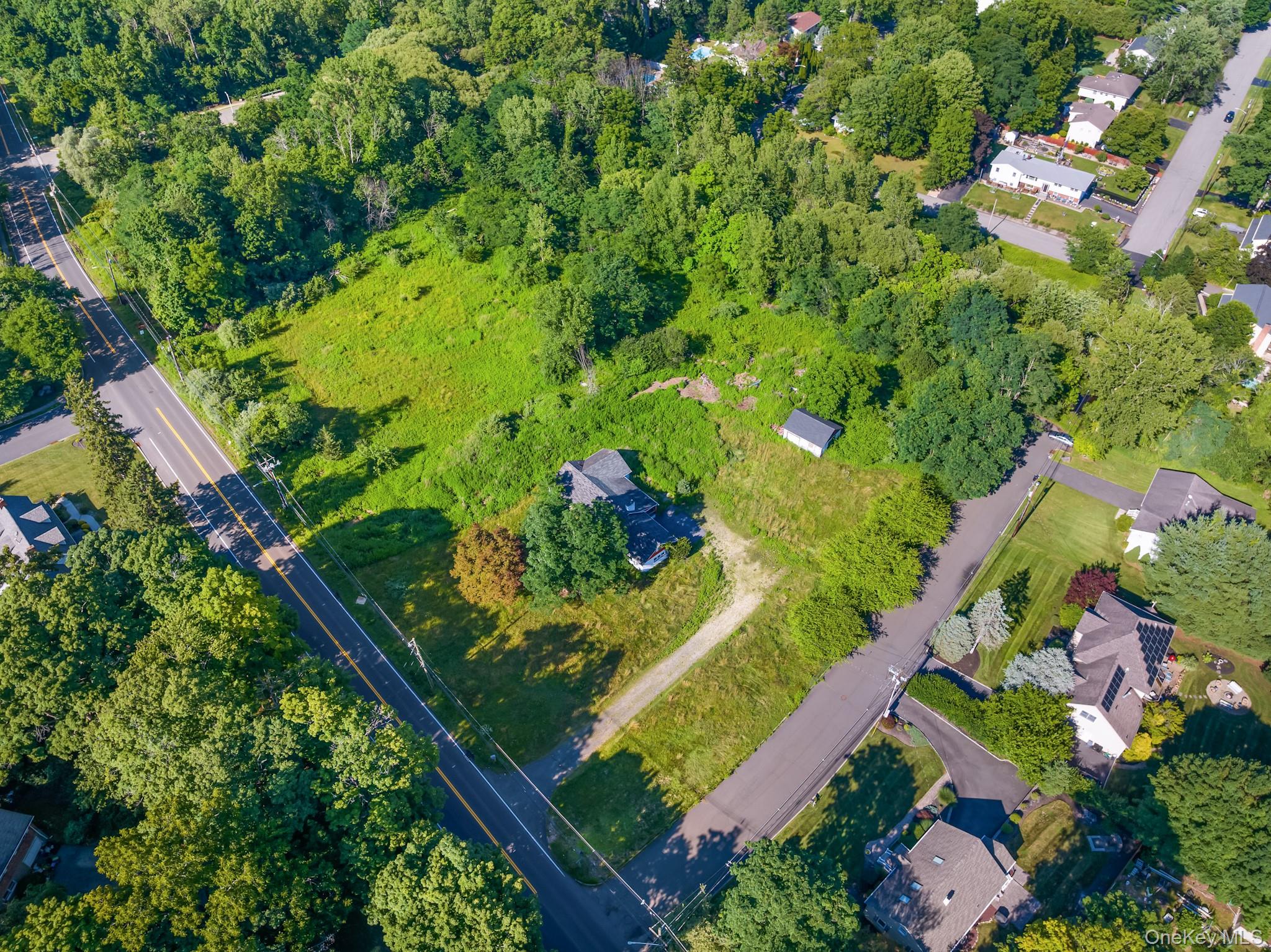 148 South Pascack Road Nanuet, NY 10954 - Photo 1 of 9