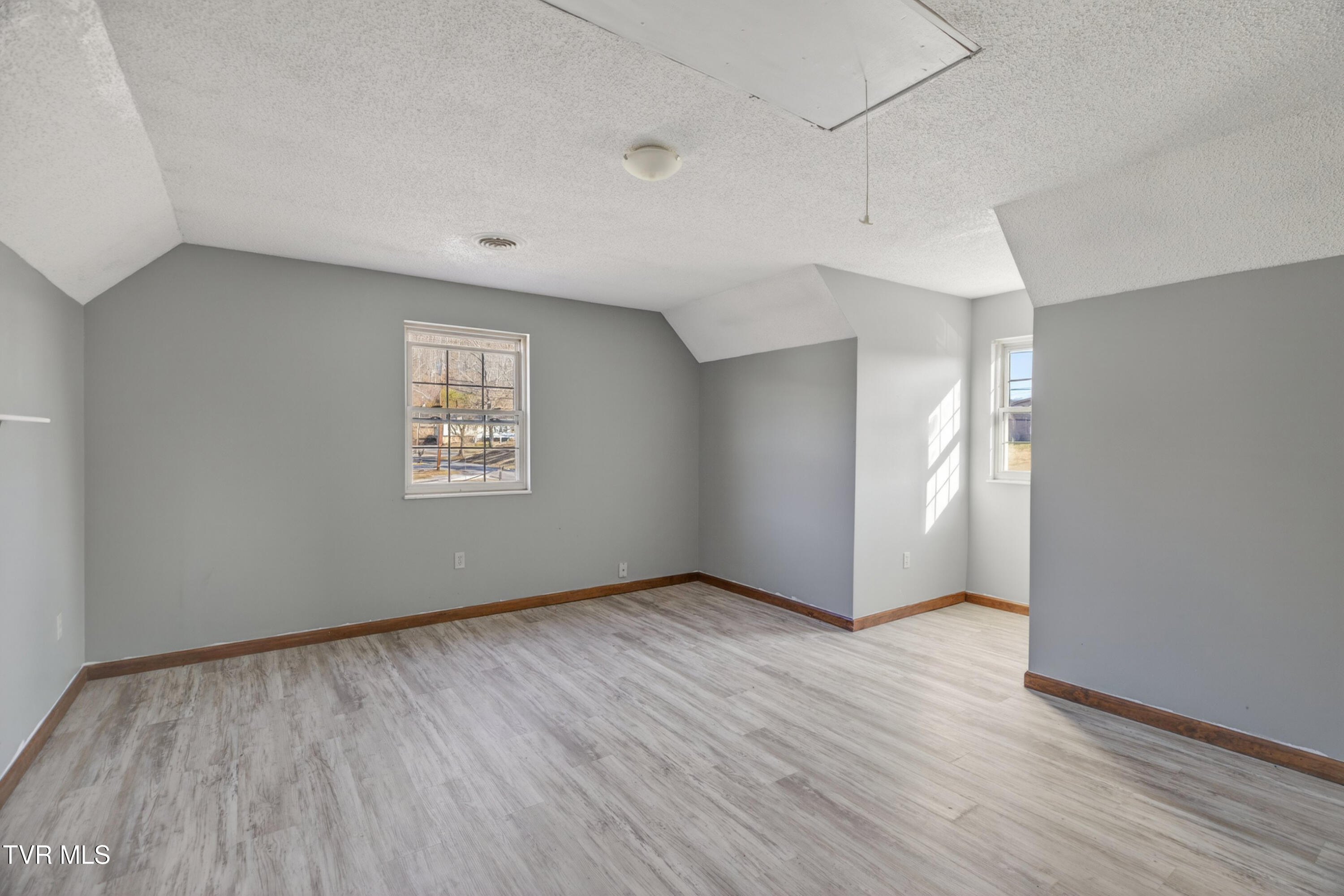 457 Terrace View Drive Bean Station, TN 37708 - Photo 19 of 38 019-457TerraceViewDrive-BeanStation-TN-3