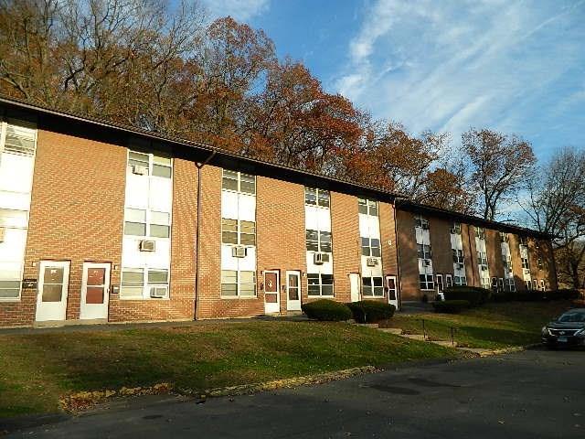 56 Terrace Gardens, Unit 56 Wallingford, CT 06492 - Photo 1 of 1