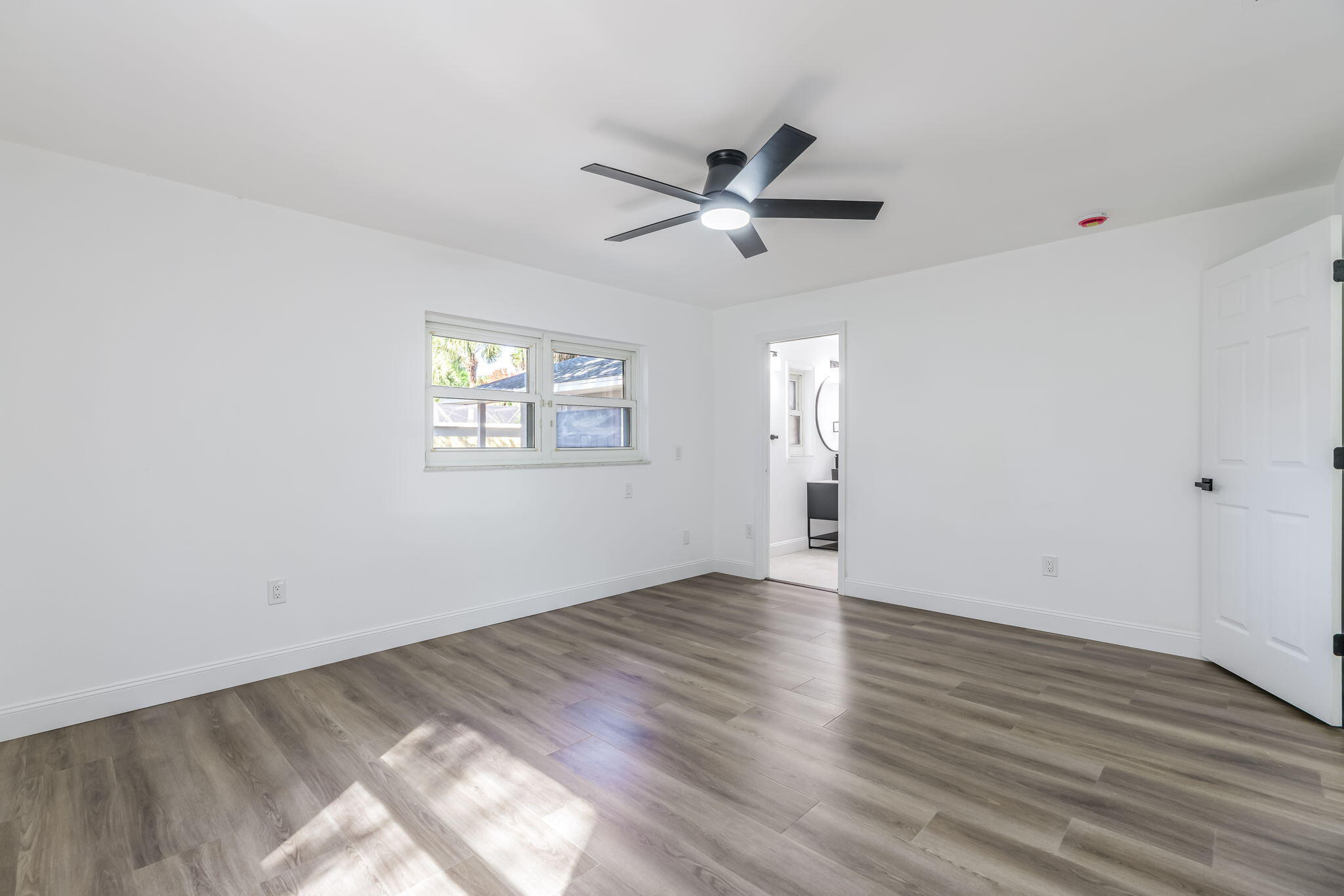 1300 Tumblin Kling Road Fort Pierce, FL 34982 - Photo 15 of 36 38-web-or-mls-iPixx_01_32