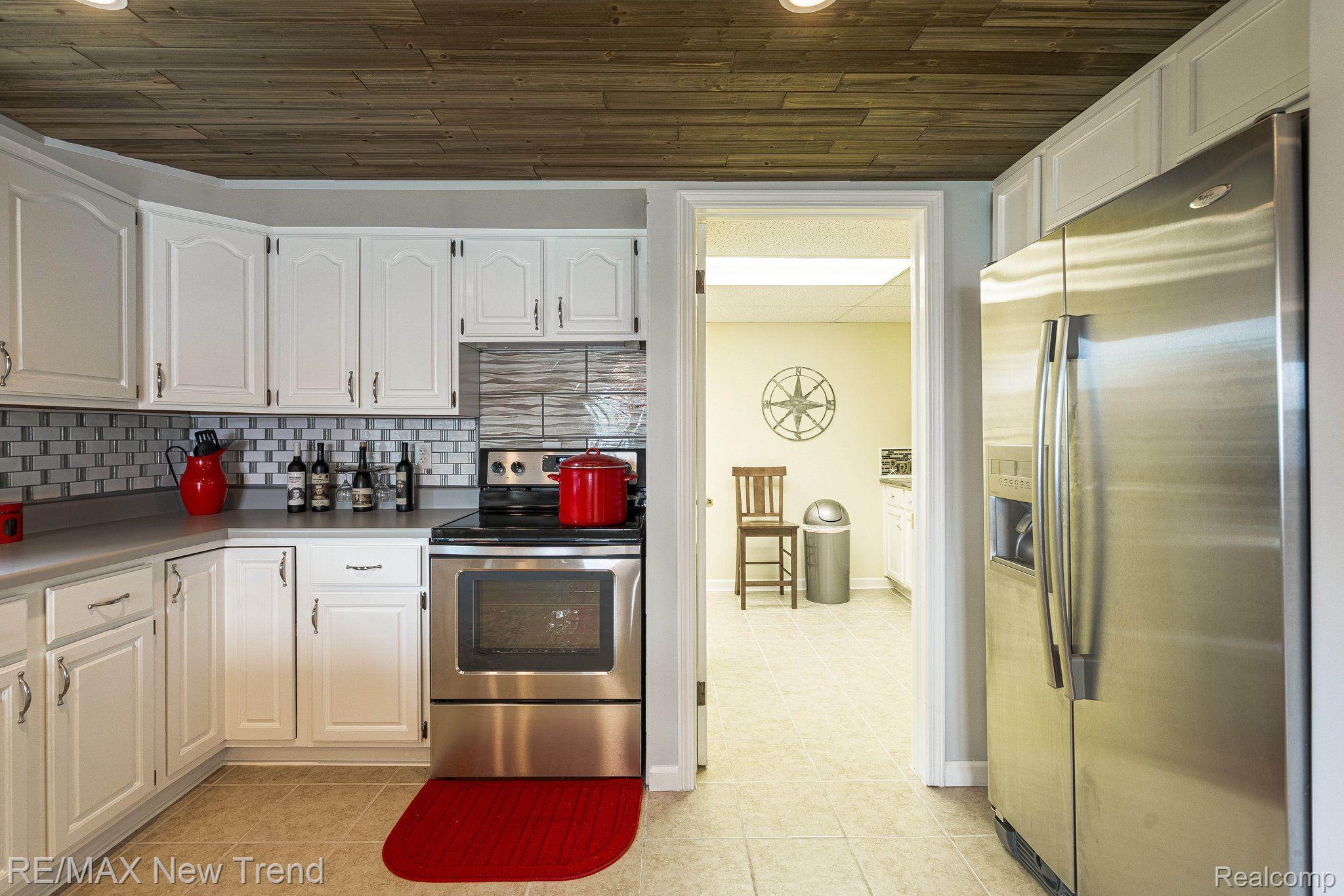 6768 Hatchery Road Waterford, MI 48329 - Photo 46 of 75 Gallery Image 46