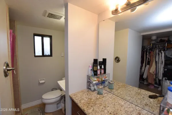 $2,975 | 946 East Denton Lane, Phoenix, AZ 85014