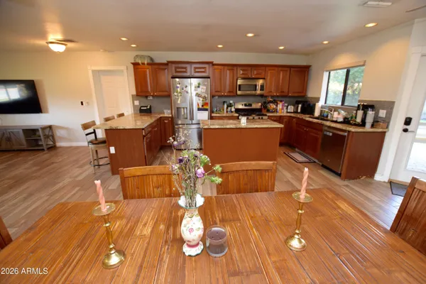 $2,975 | 946 East Denton Lane, Phoenix, AZ 85014