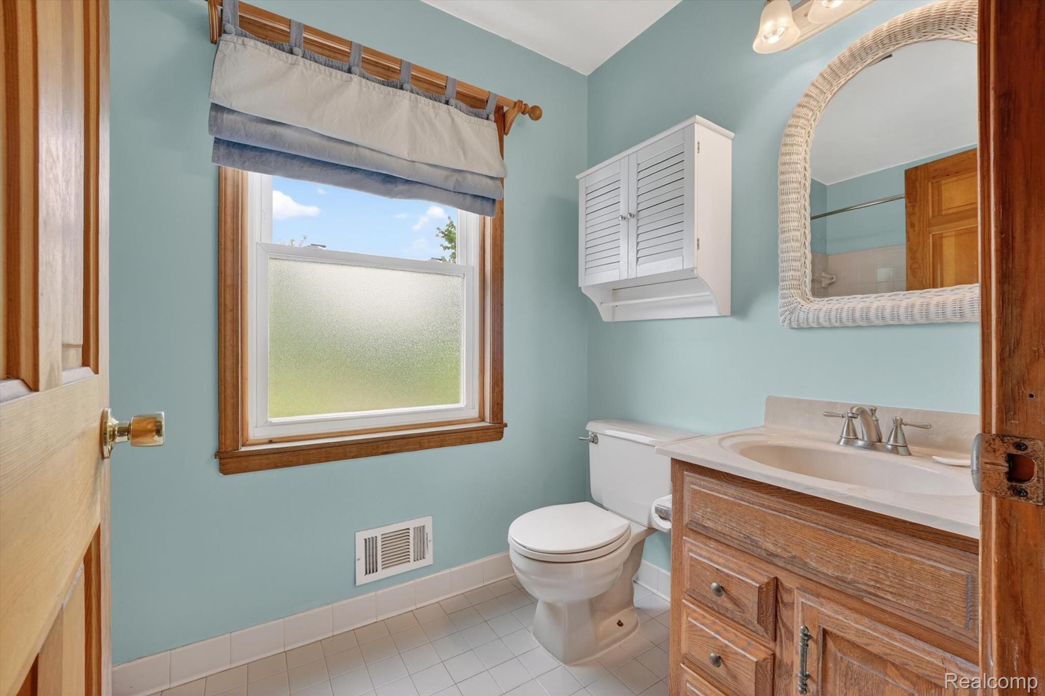 2533 West Sigler Road Carleton, MI 48117 - Photo 30 of 46 33-2533-W-Sigler-Rd-Windowstill-Photography.jpg