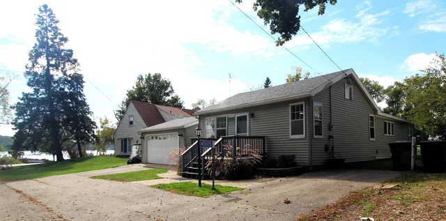 $364,900 | N3075 Satinwood Road, Geneva, WI 53147