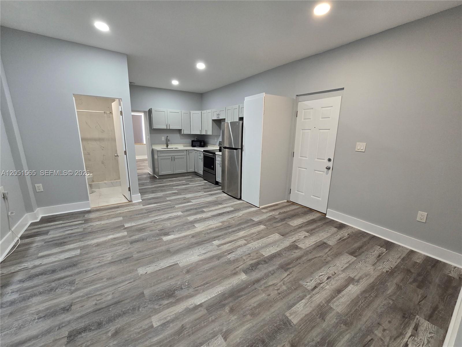1629 Southwest 6th Street, Unit 4 Miami, FL 33135 - Photo 8 of 43