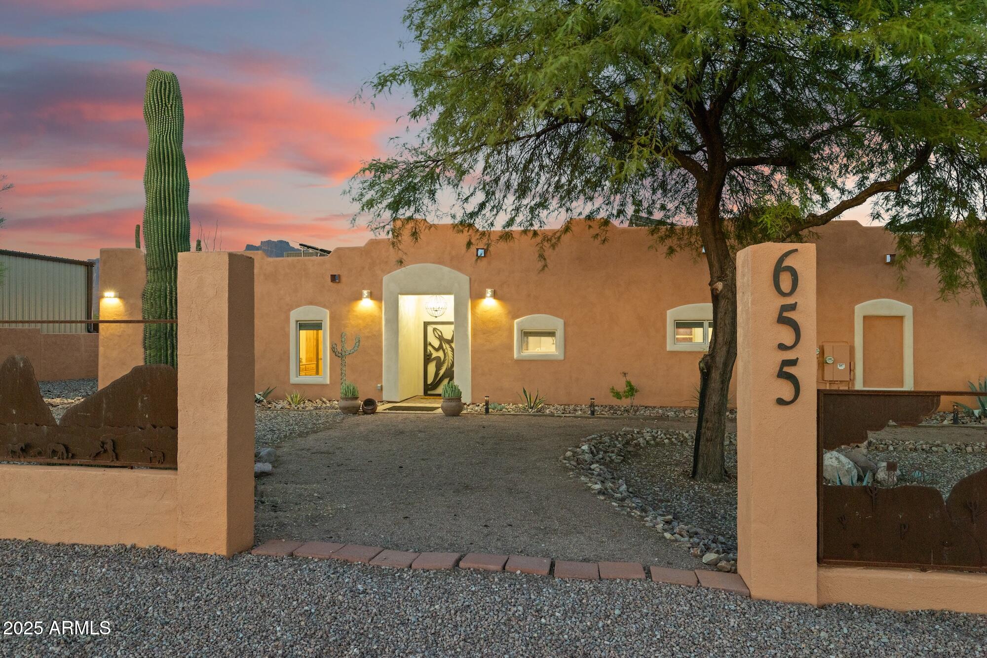 655 South Conestoga Road Apache Junction, AZ 85119 - Photo 15 of 79 _H__0473