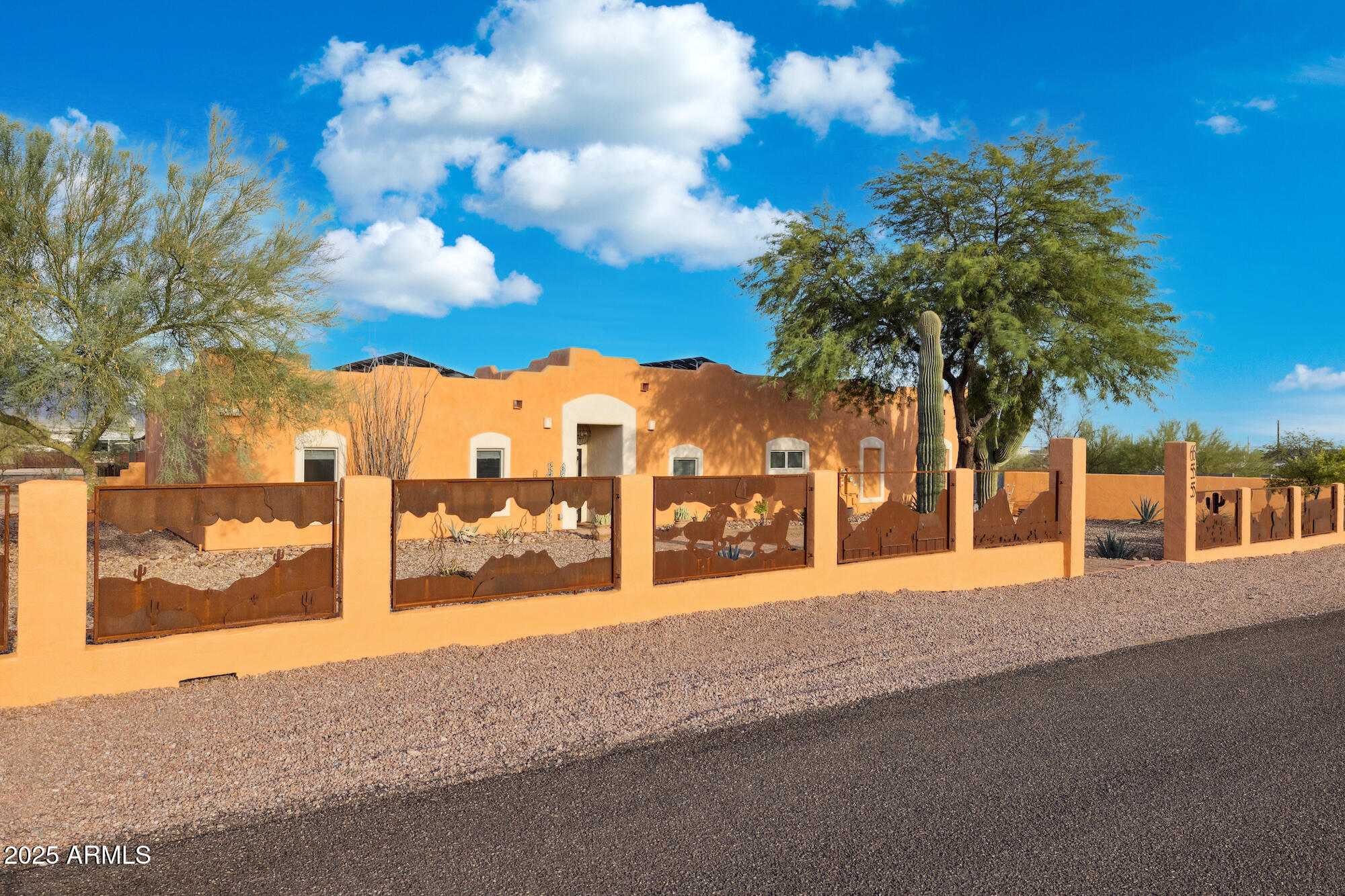 655 South Conestoga Road Apache Junction, AZ 85119 - Photo 27 of 79