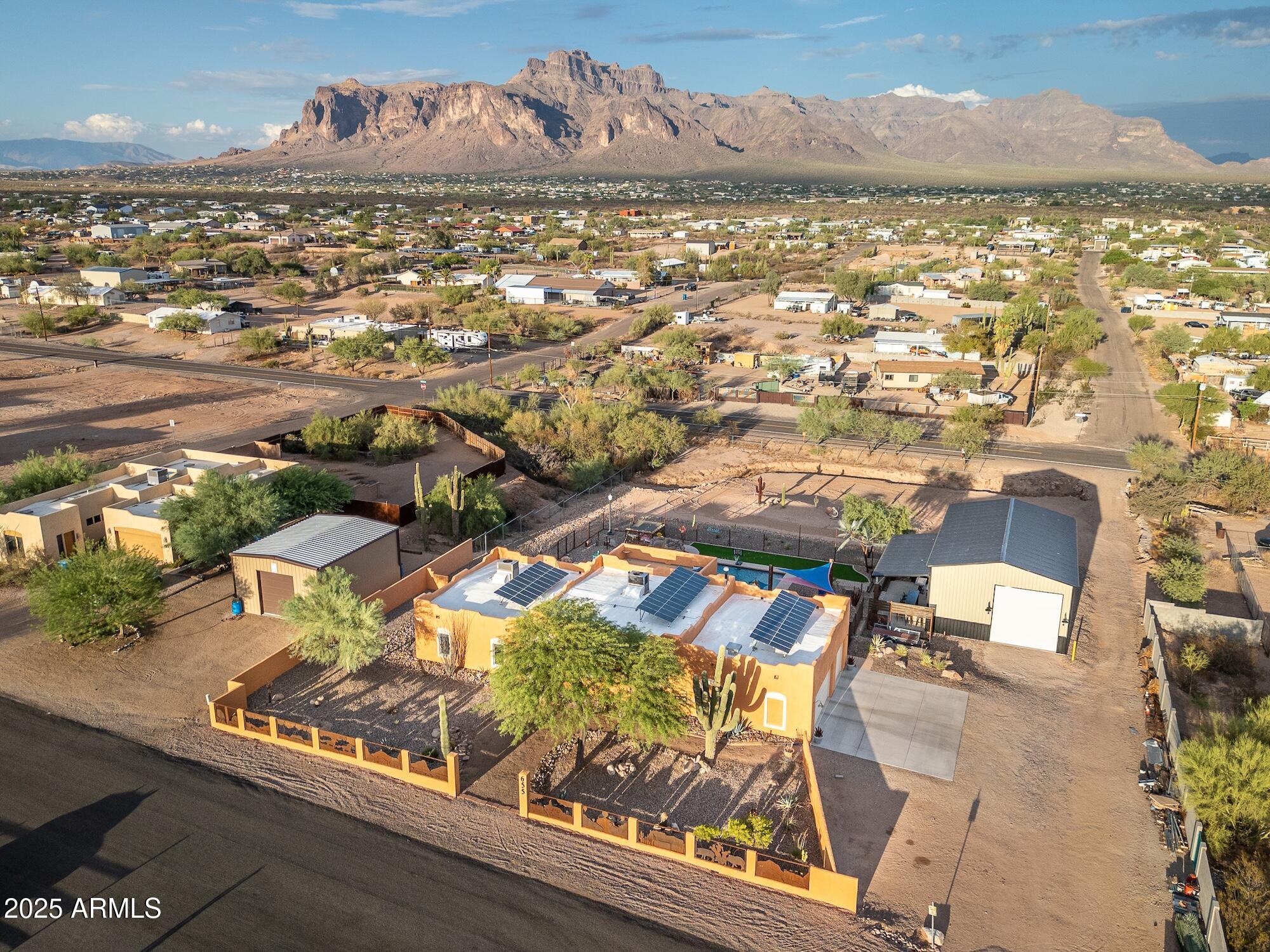 655 South Conestoga Road Apache Junction, AZ 85119 - Photo 8 of 79 an aerial view of a ocean view