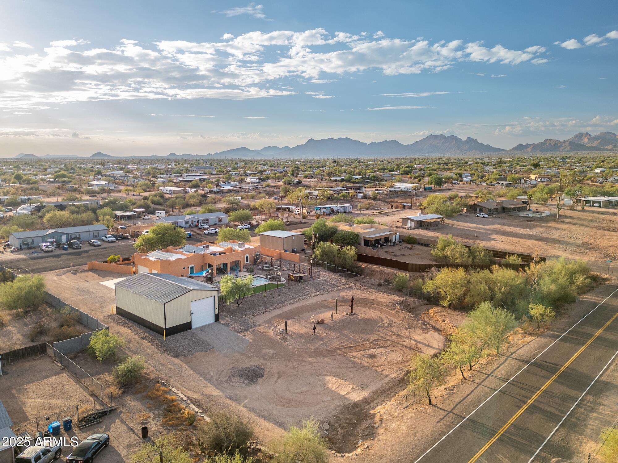 655 South Conestoga Road Apache Junction, AZ 85119 - Photo 9 of 79 a view of city and ocean