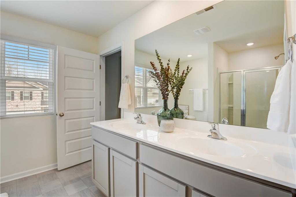 257 Bur Oak Bend, Unit ROBIE Newnan, GA 30265 - Photo 11 of 24