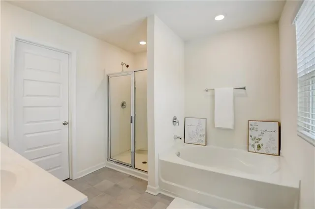 $2,685 | 257 Bur Oak Bend, Unit ROBIE, Newnan, GA 30265