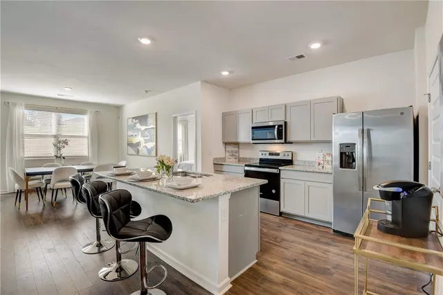 $2,685 | 257 Bur Oak Bend, Unit ROBIE, Newnan, GA 30265