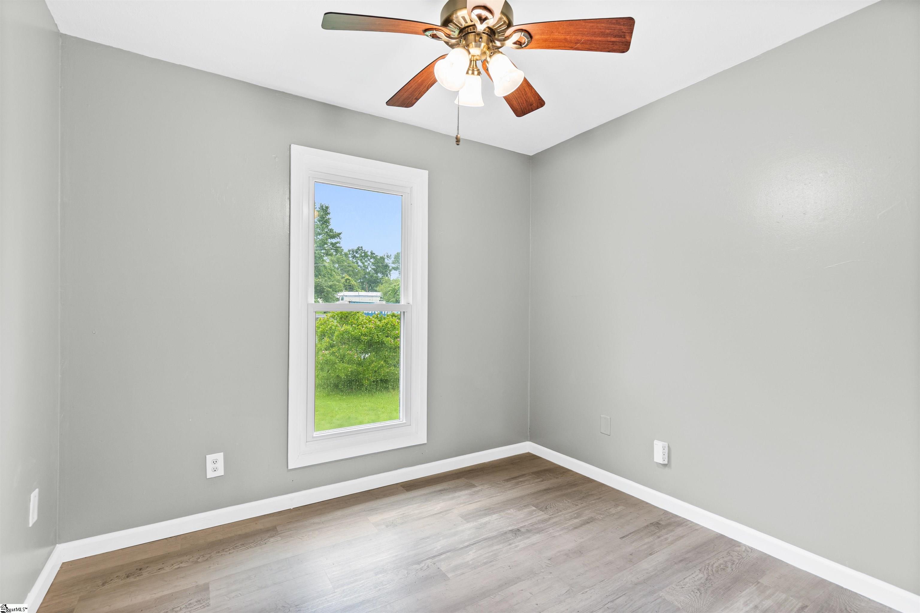 1302 Wham Lawn Road Gray Court, SC 29645 - Photo 14 of 25