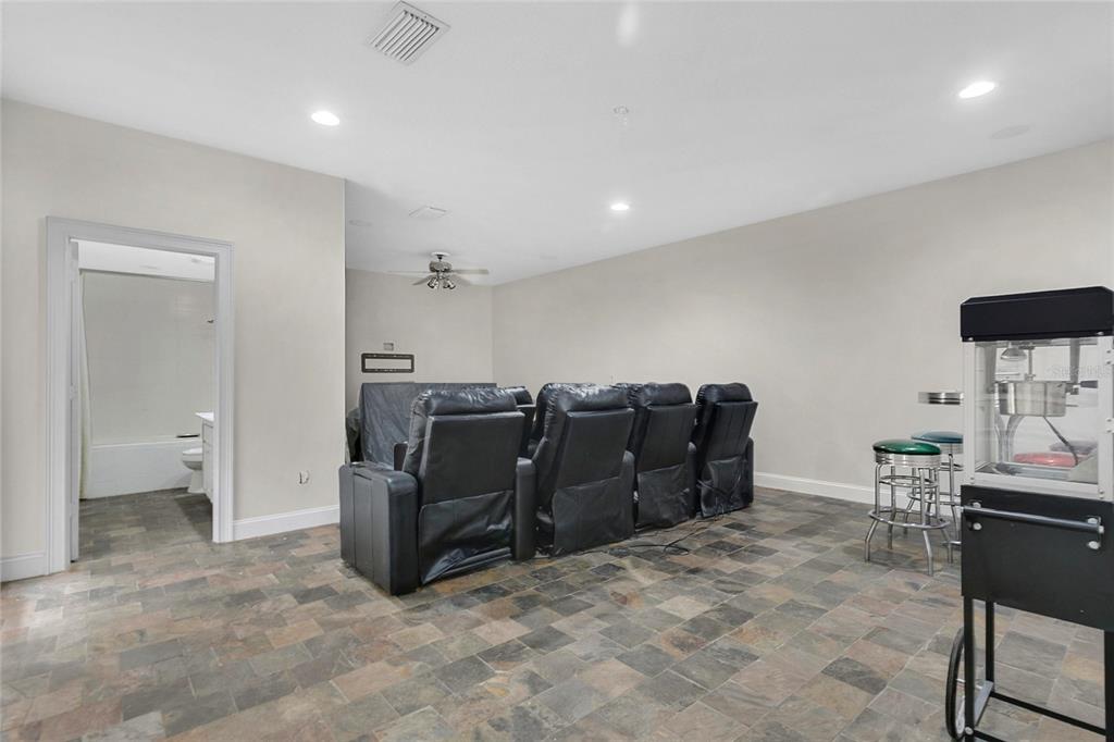 11056 Clipper Court Windermere, FL 34786 - Photo 12 of 18