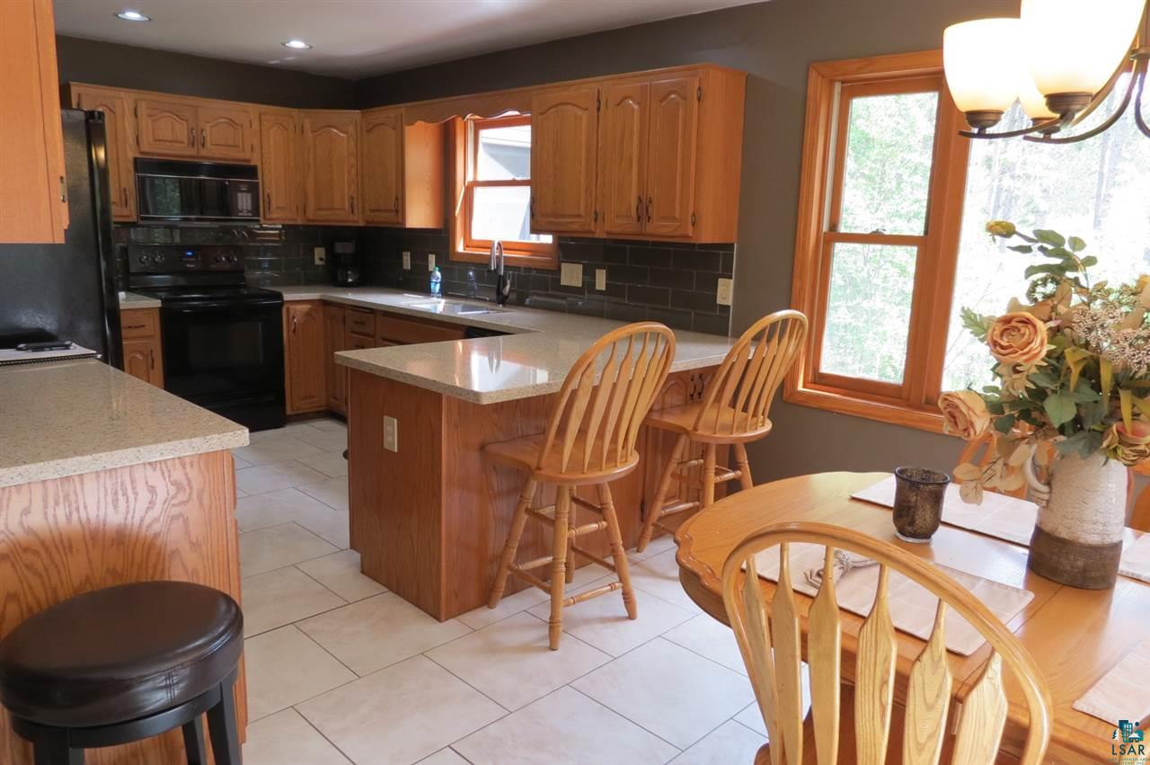 20 Korby Road Esko, MN 55733 - Photo 8 of 23 Extra seating at counter