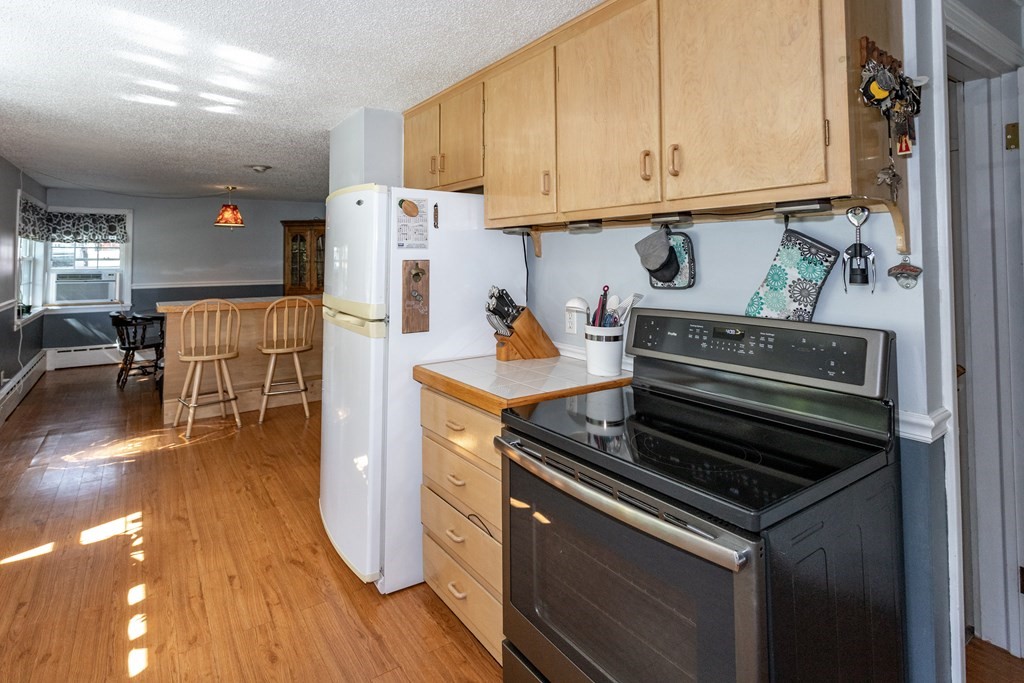 36 Fernwood Road Southwick, MA 01077 - Photo 8 of 40 Gallery Image 8