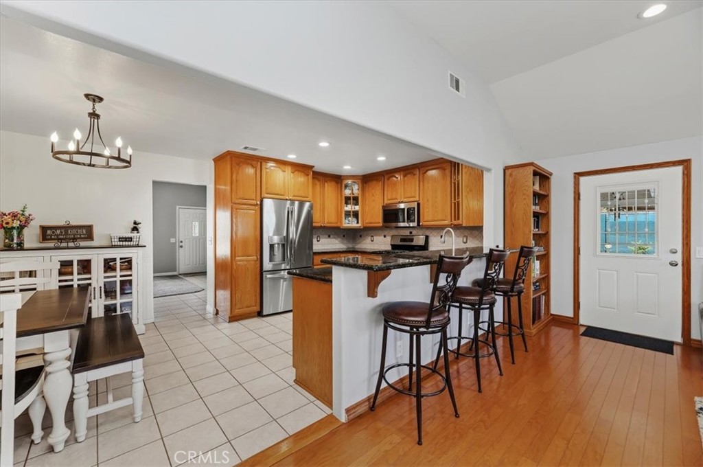 10283 Rouselle Drive Jurupa Valley, CA 91752 - Photo 15 of 35