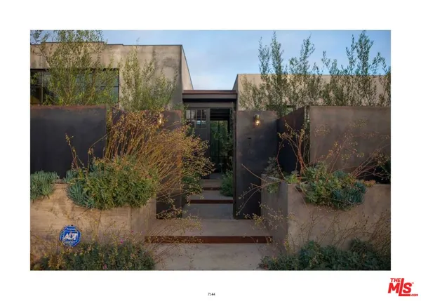 $40,000 | 1214 Palms Boulevard, Venice, CA 90291