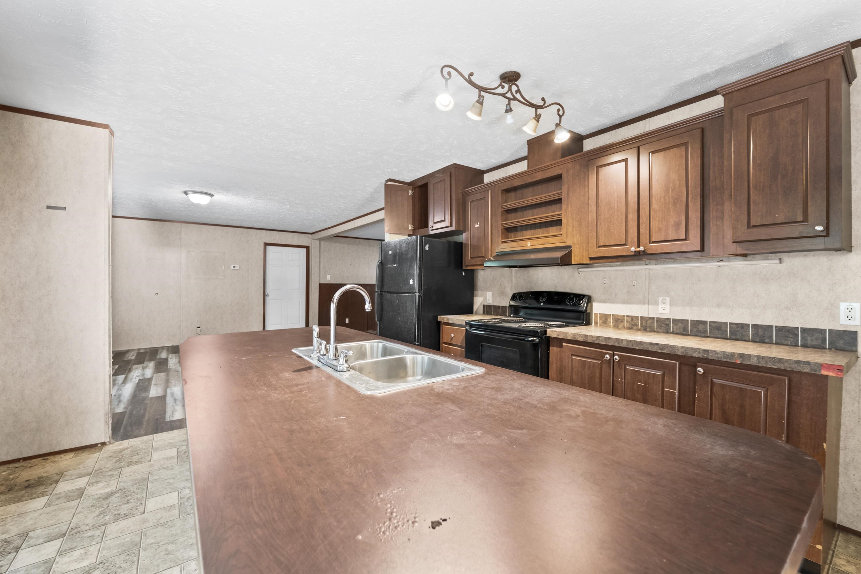 16028 Ellington Run Road Ashland, KY 41102 - Photo 7 of 29