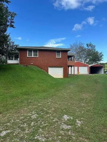 a view of outdoor space