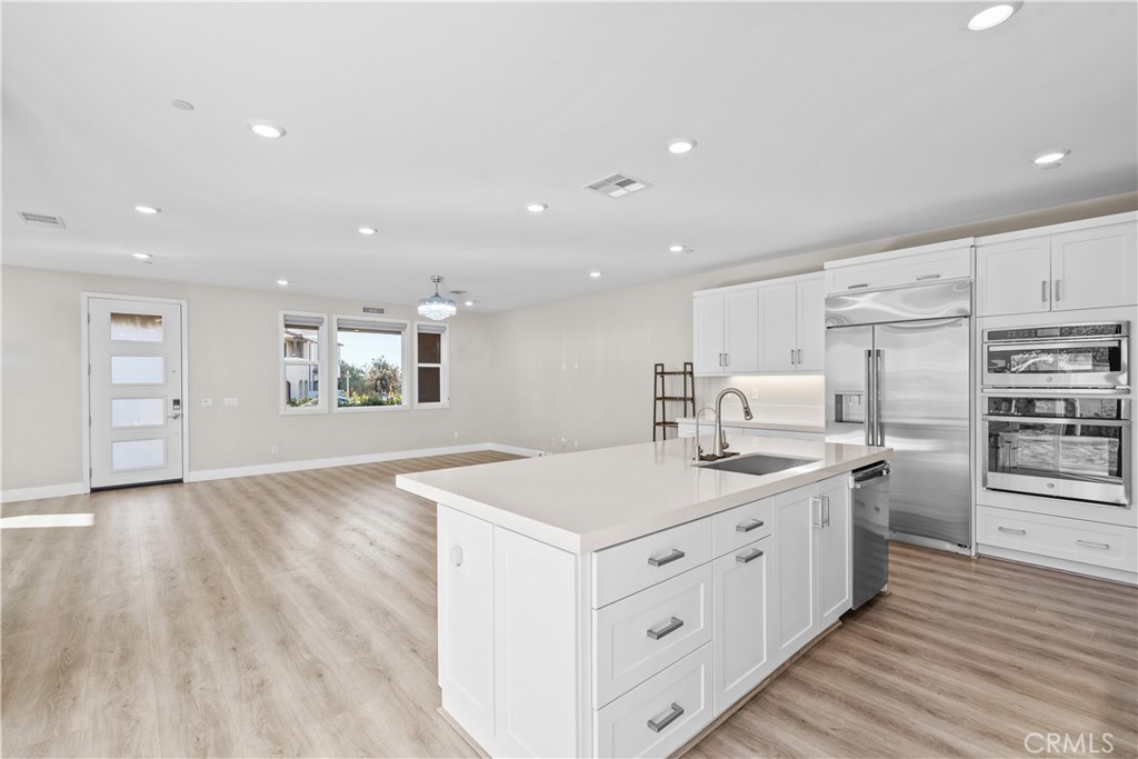 124 Zawn Irvine, CA 92618 - Photo 15 of 56