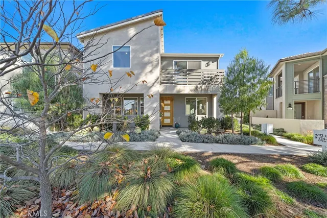 $6,400 | 124 Zawn, Irvine, CA 92618