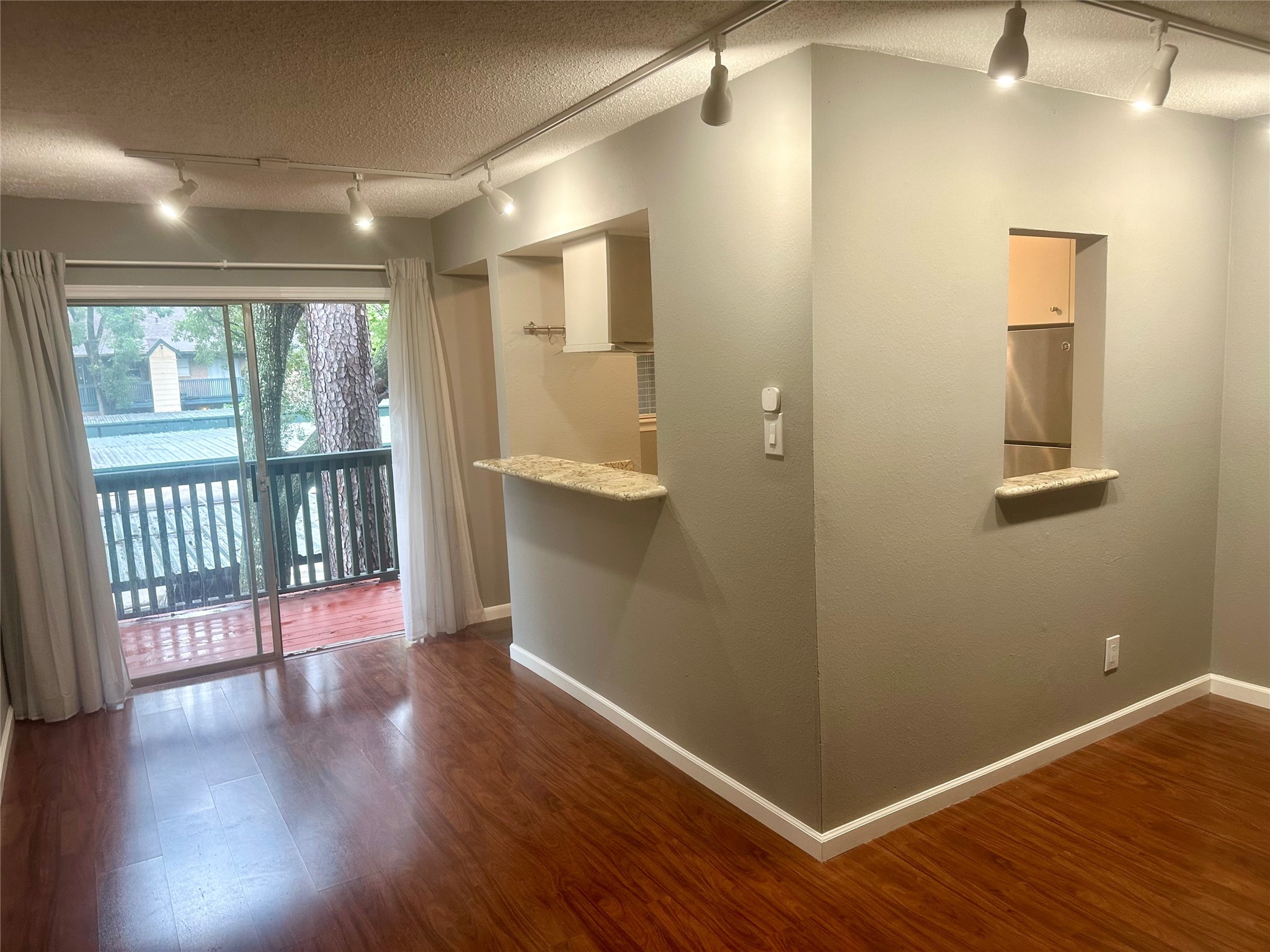 8245 Kingsbrook Road, Unit 239 Houston, TX 77024 - Photo 2 of 30 Gallery Image 2