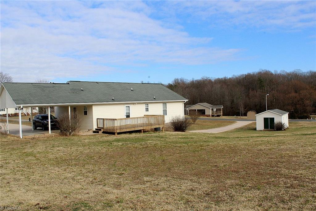 152 Quail Ridge Drive Lexington, NC 27292 - Photo 20 of 25 Back of home