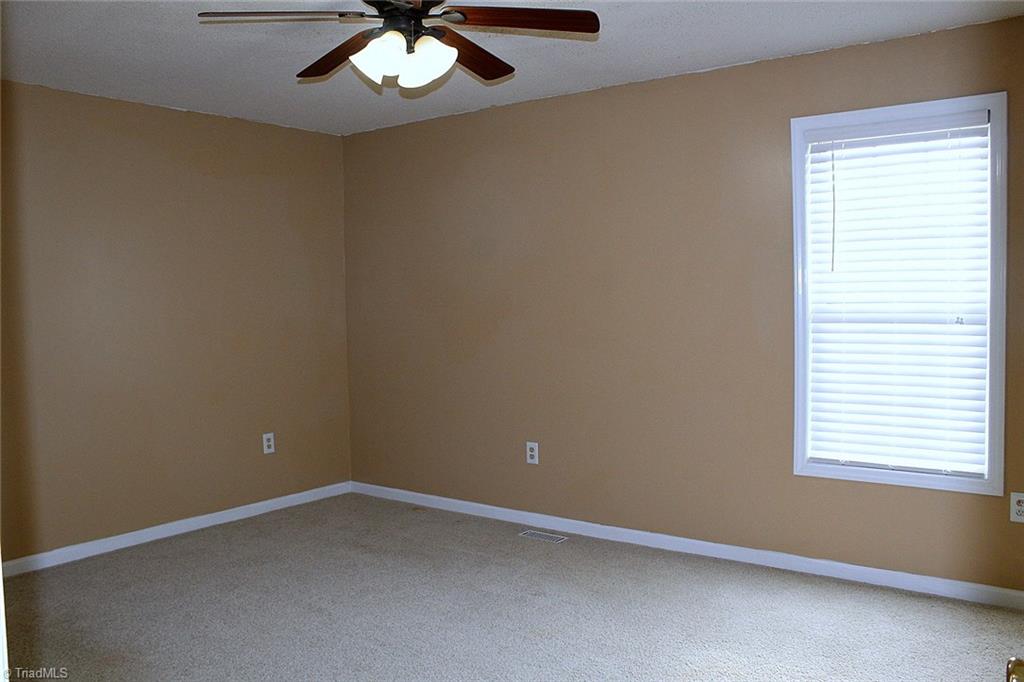 152 Quail Ridge Drive Lexington, NC 27292 - Photo 8 of 25 Bedroom