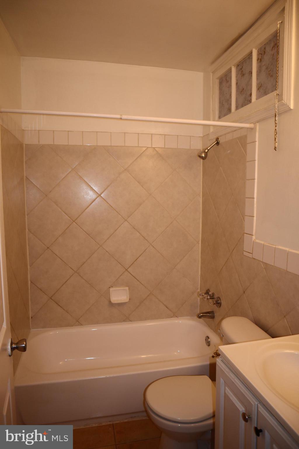 2802 Pomeroy Road Southeast Washington, DC 20020 - Photo 13 of 22