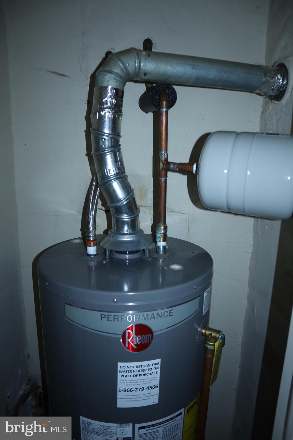 2802 Pomeroy Road Southeast Washington, DC 20020 - Photo 14 of 22