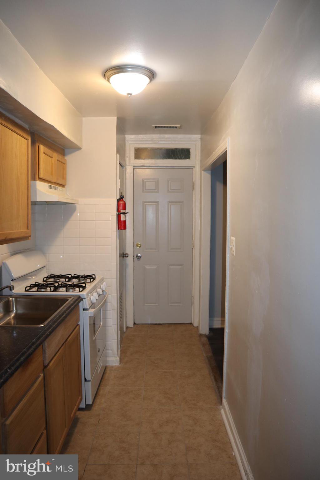 2802 Pomeroy Road Southeast Washington, DC 20020 - Photo 20 of 22