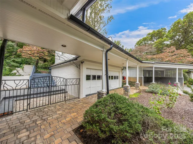 $1,150,000 | 111 Rathfarnham Circle, Arden, NC 28704