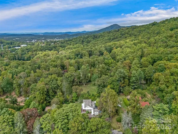 $1,125,000 | 111 Rathfarnham Circle, Arden, NC 28704