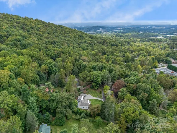 $1,125,000 | 111 Rathfarnham Circle, Arden, NC 28704