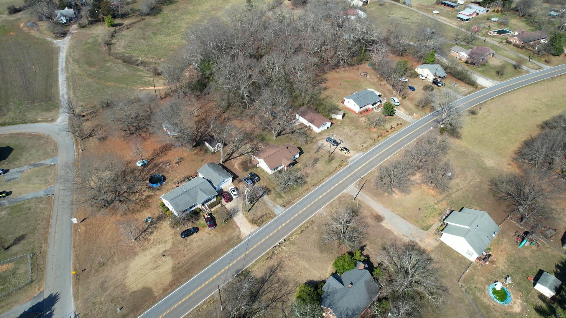 690 Mayo Road Cowpens, SC 29330 - Photo 31 of 34