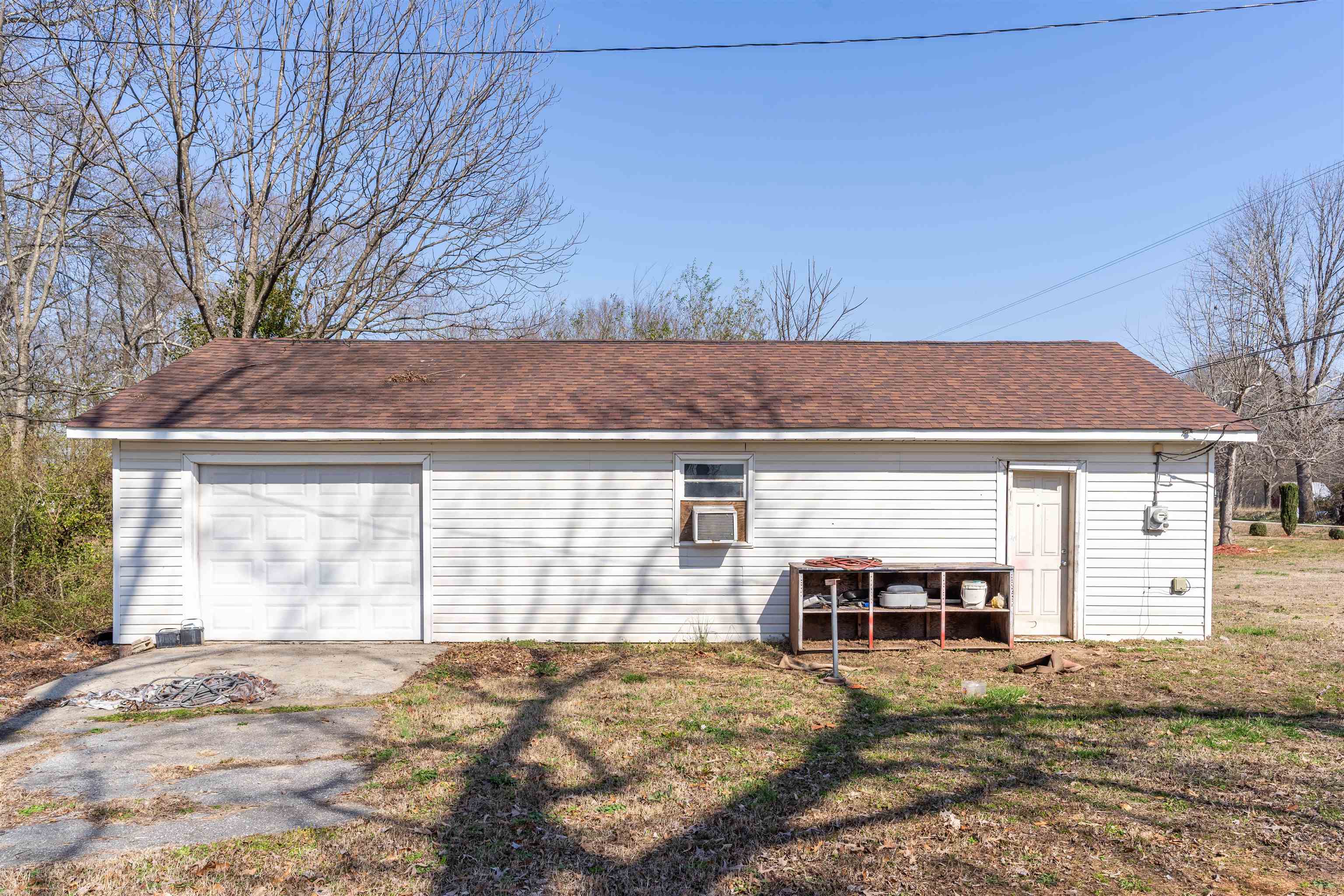 690 Mayo Road Cowpens, SC 29330 - Photo 8 of 34