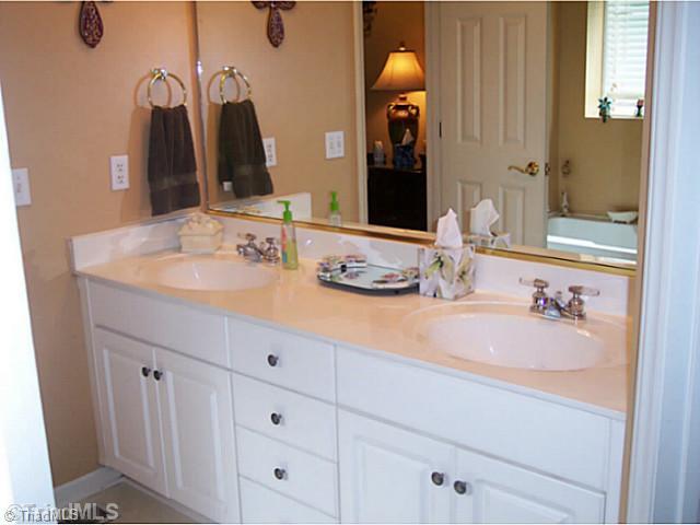 701 Old Mill Road High Point, NC 27265 - Photo 12 of 15 Master Bath/Spa.