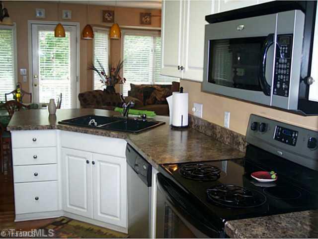 701 Old Mill Road High Point, NC 27265 - Photo 9 of 15 Kitchen.
