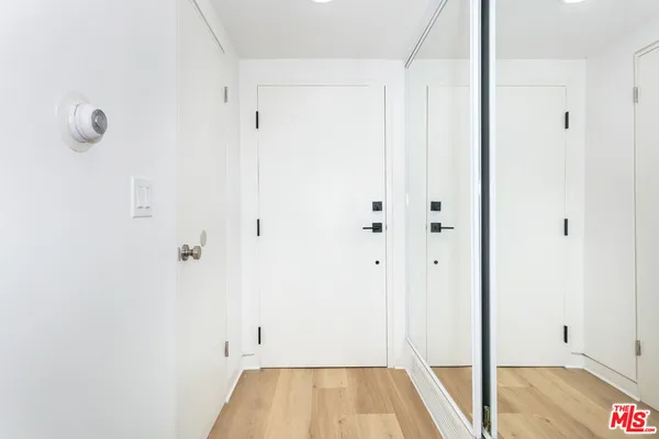 $5,850 | 301 South Rexford Drive, Unit 1, Beverly Hills, CA 90212