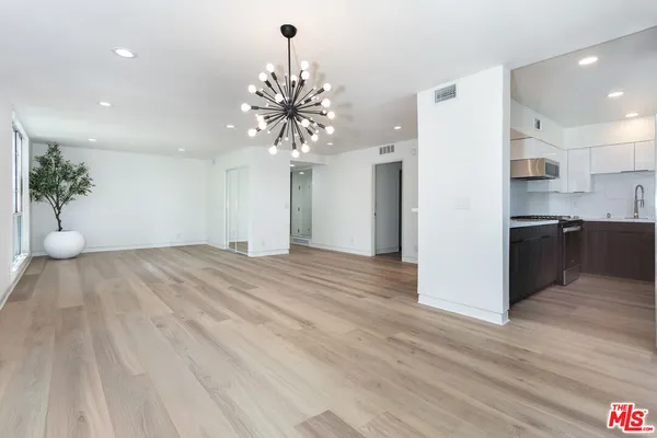 $5,850 | 301 South Rexford Drive, Unit 1, Beverly Hills, CA 90212