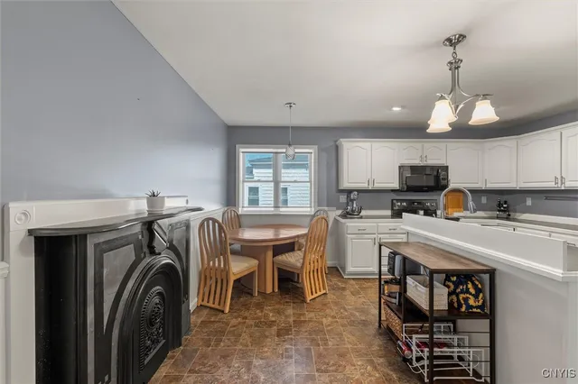 $249,900 | 286 West 2nd Street, Oswego, NY 13126