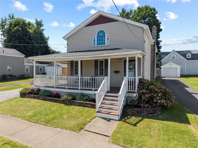 $249,900 | 286 West 2nd Street, Oswego, NY 13126