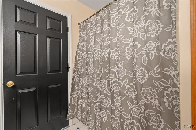 $249,900 | 286 West 2nd Street, Oswego, NY 13126