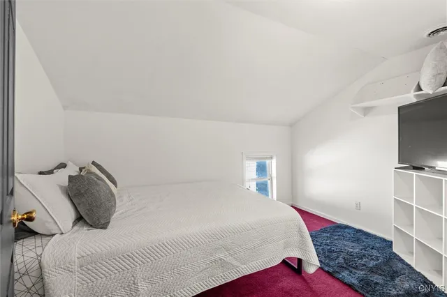 $249,900 | 286 West 2nd Street, Oswego, NY 13126