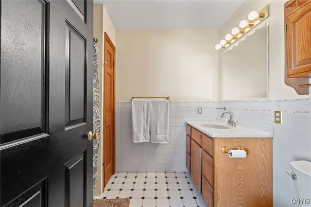 $249,900 | 286 West 2nd Street, Oswego, NY 13126