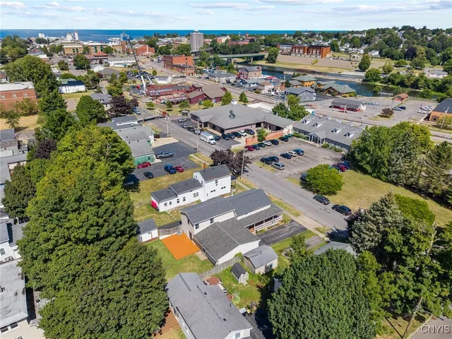 $249,900 | 286 West 2nd Street, Oswego, NY 13126