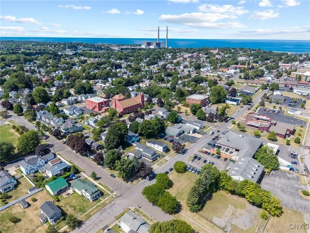 $249,900 | 286 West 2nd Street, Oswego, NY 13126