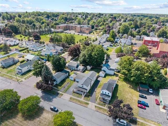 $249,900 | 286 West 2nd Street, Oswego, NY 13126